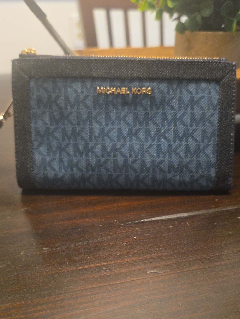 Michael Kors Navy and Black Signature Zip Card Case